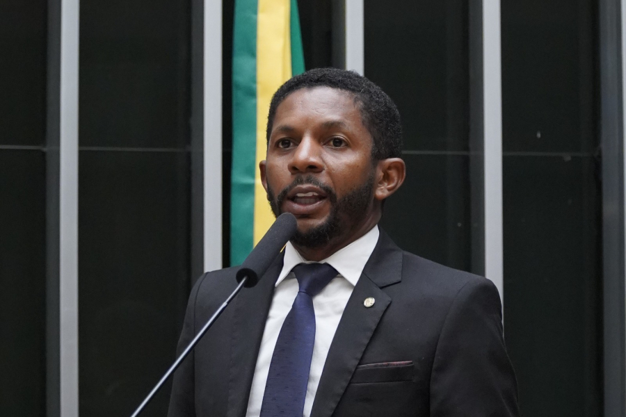 Projeto de Josivaldo JP que corrige limite de faturamento do MEI avança na Câmara