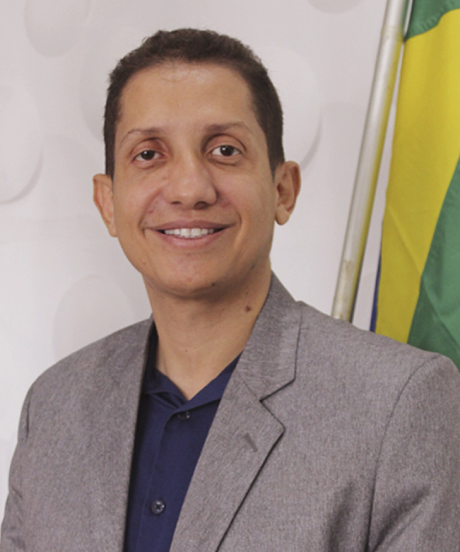 Após repercussão, Dr. Rodrigo usa tribuna da Câmara para esclarecer polêmica envolvendo homenageado