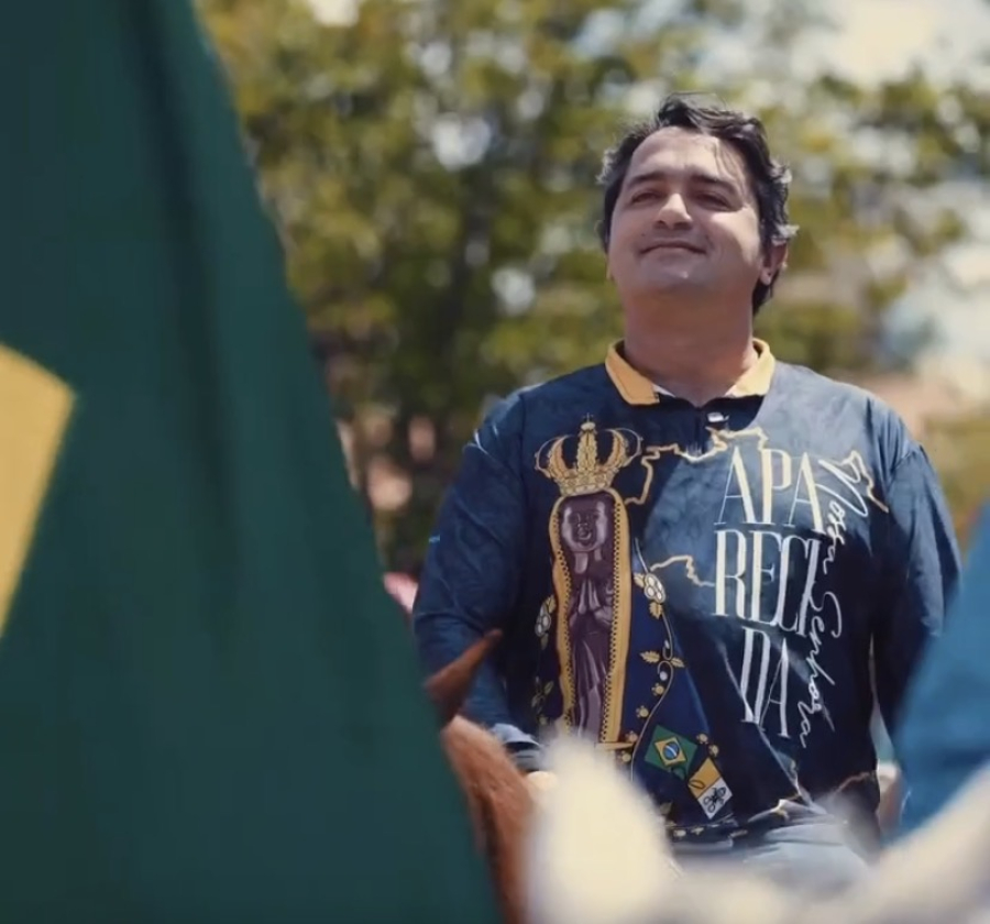 Deputado Júnior Lourenço destaca tradição e força cultural durante Cavalgada de Buriti Bravo