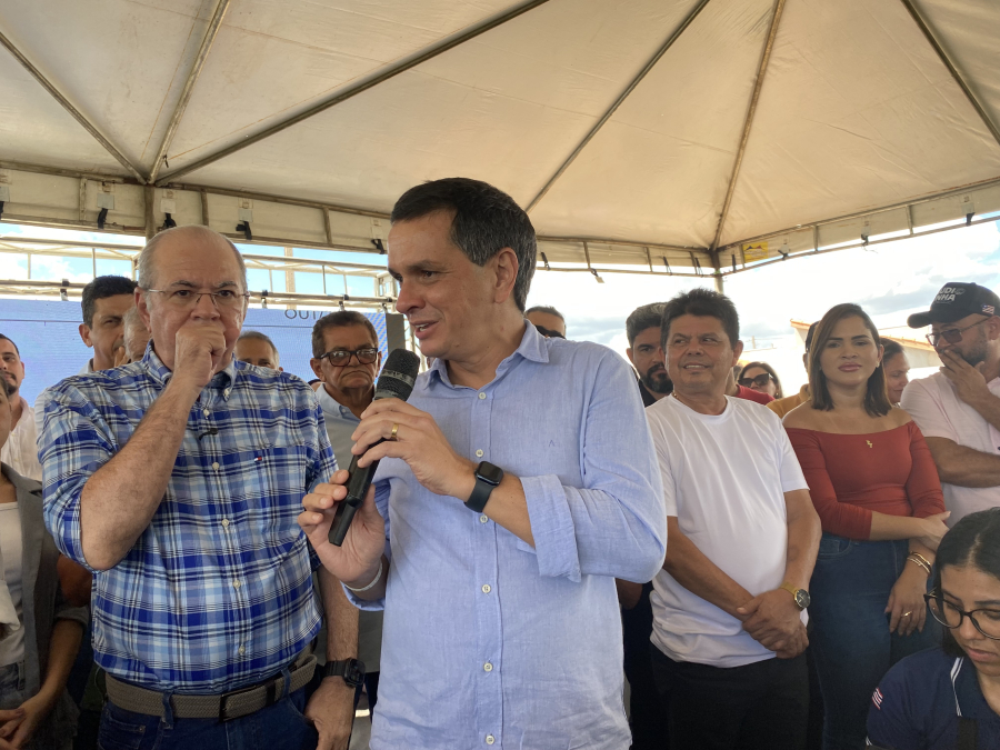 Em Açailândia, deputado Ricardo Arruda destaca investimentos em habitação e reforça aliança com o Governo do Estado