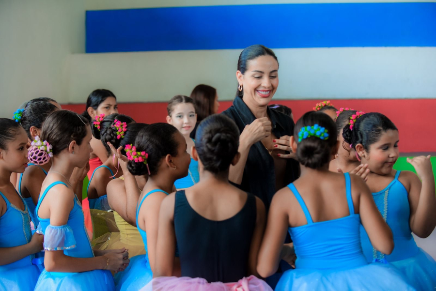 Daniella quer cartilha sobre os direitos das mulheres disponibilizada nas plataformas digitais da rede pública de ensino