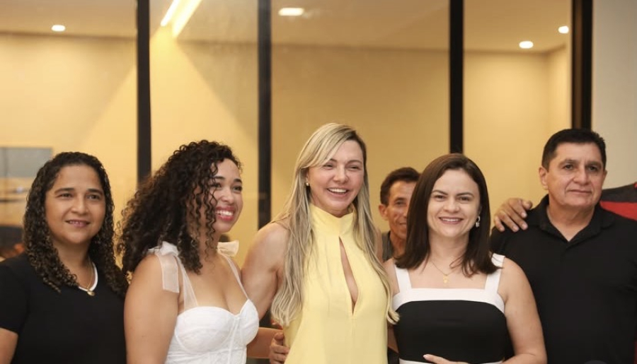 Fabiana Vilar participa das comemorações pelos 269 anos de Monção e amplia agenda política no Maranhão