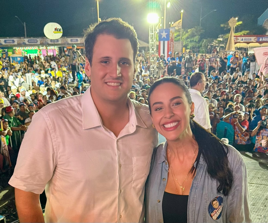 Daniella reúne uma das maiores caravanas da convenção que oficializou Orleans Brandão e Edivaldo Holanda Júnior