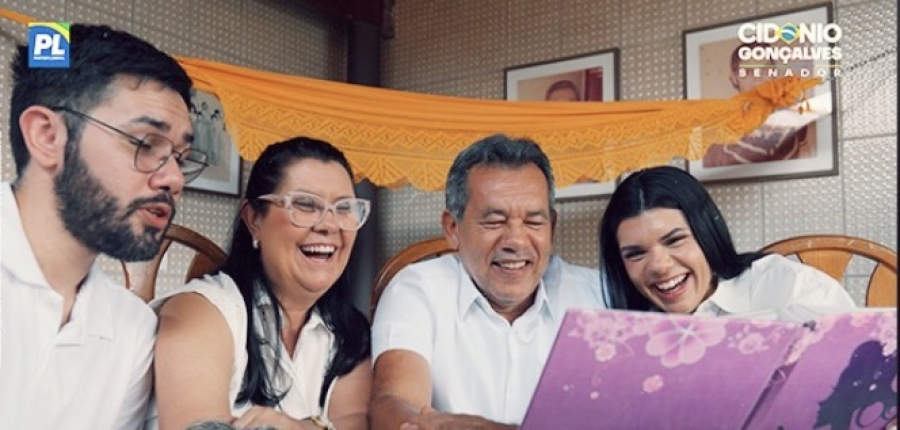 Em propaganda, Flávio Bolsonaro reafirma Cidônio Gonçalves como seu candidato ao Senado no MA